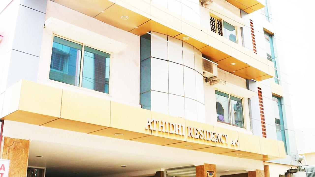Athidhi Residency Hotell Tirupati Exteriör bild