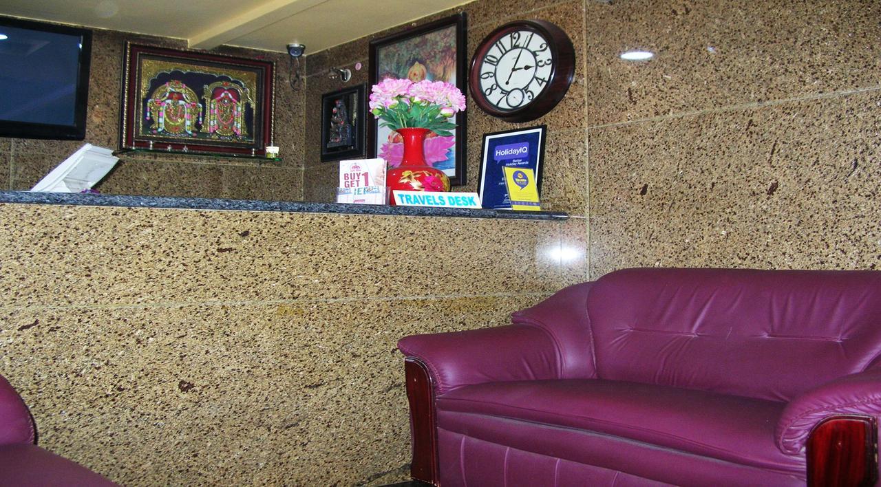 Athidhi Residency Hotell Tirupati Exteriör bild