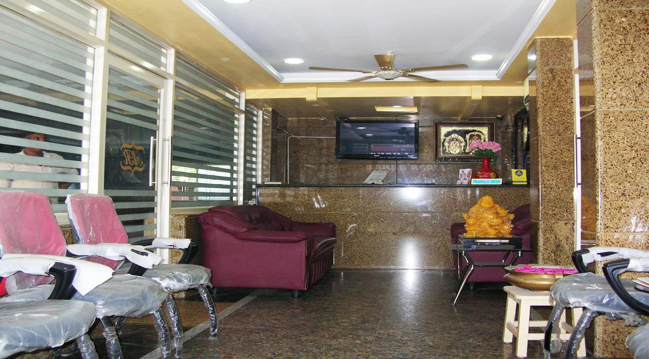 Athidhi Residency Hotell Tirupati Exteriör bild